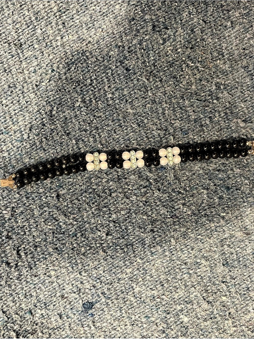Beaded Bracelet Black & White - Picture 2 of 2
